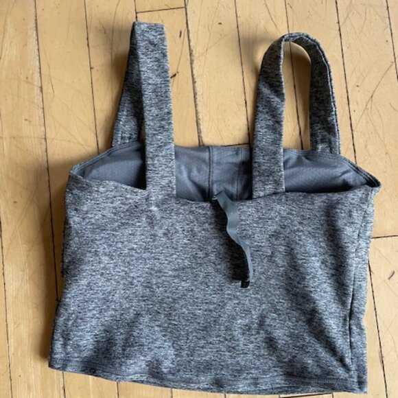 VUORI | clean elevation cropped tank - Picture 3 of 4